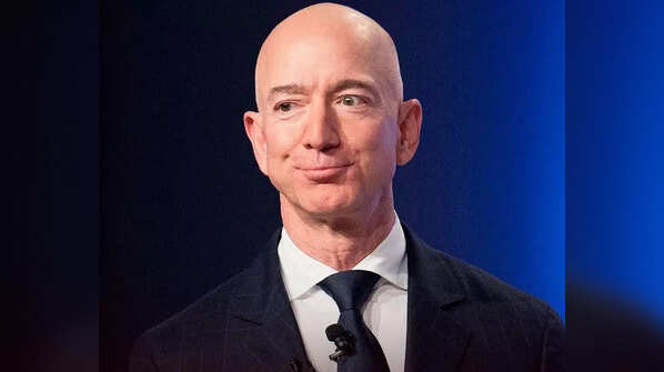 10 Wise Quotes by Jeff Bezos on Business and Risk-Taking