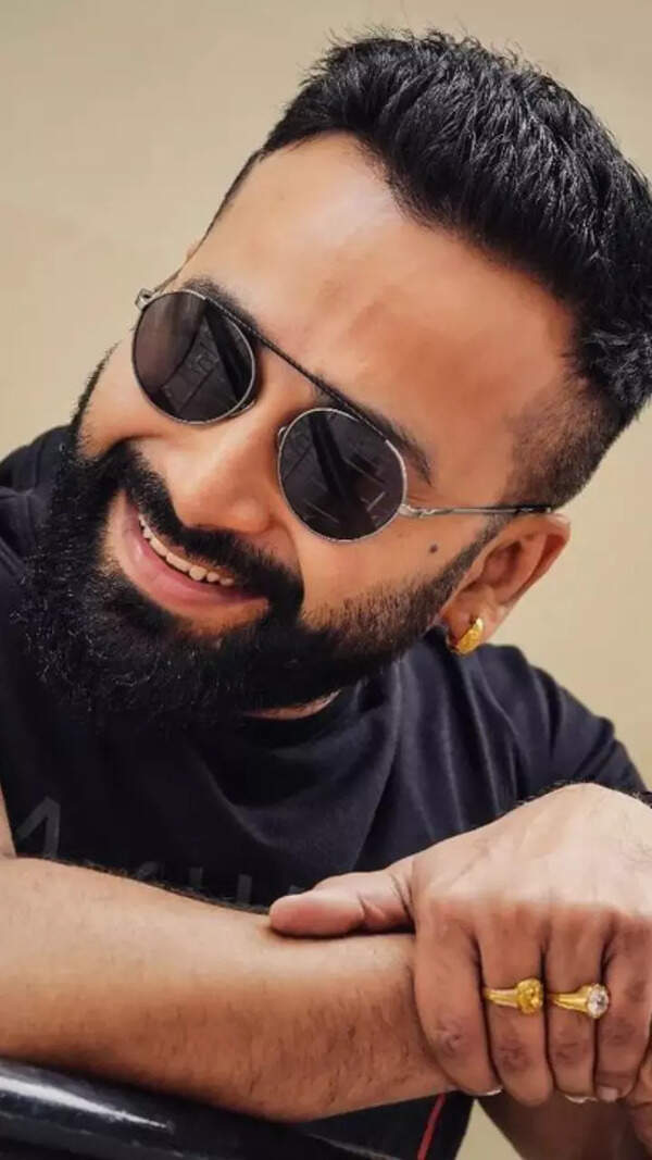 Chandu Gowda Photos