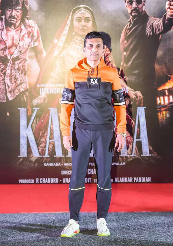 Anand Pandit Pictures