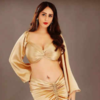 <i class="tbold">chahatt khanna</i>