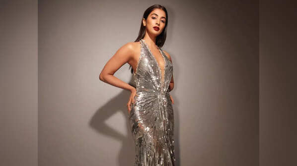 <strong>Pooja Hegde</strong>