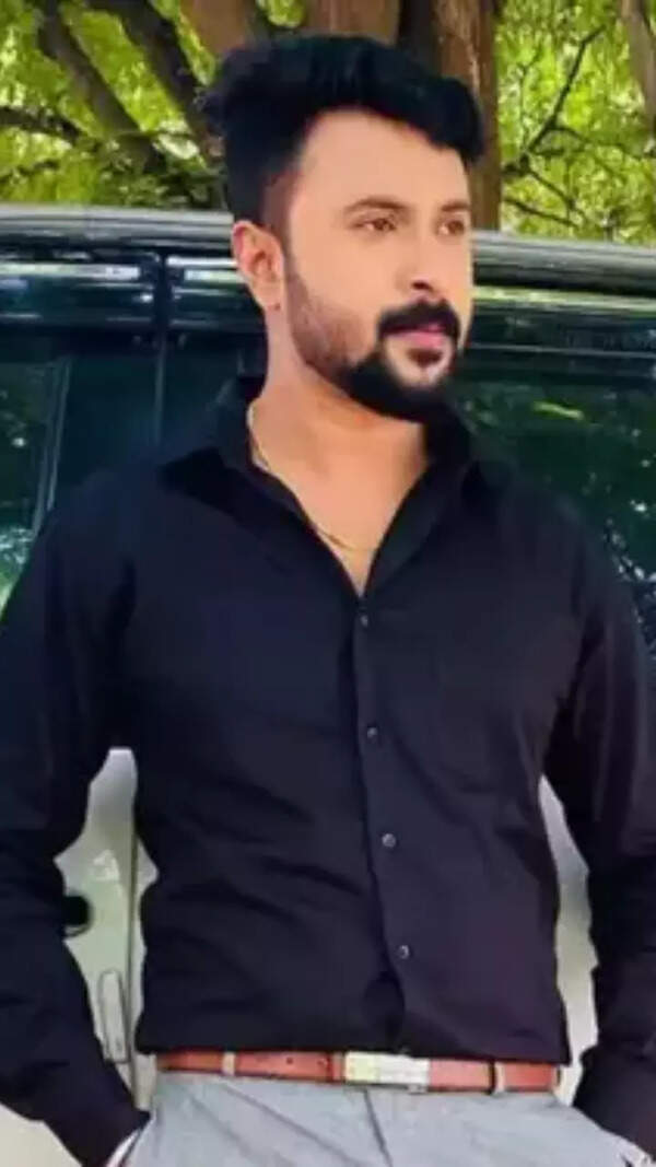 Shishir Shastry Photos