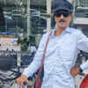 An entertainer at the set