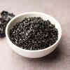 Article image for: What foods must be avoided with <i class="tbold">shilajit</i>?