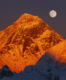 Why does Mount Everest make terrifying noises at night?