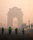 Delhi wakes to a foggy morning, intense cold wave to hit soon