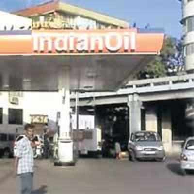 Smoke fires trouble at petrol pump