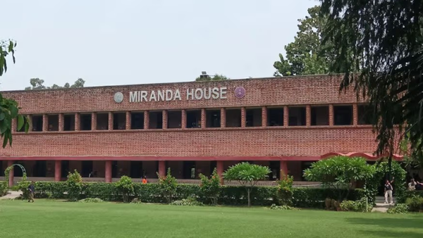 Delhi University's Miranda House puts Nasa theory into practice, tests plant-based alternative to air purifiers