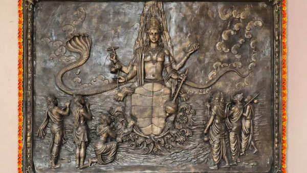 Globally acclaimed artist and creator of new Parliament's iconic wall art on why sculptures are leading the home design trend