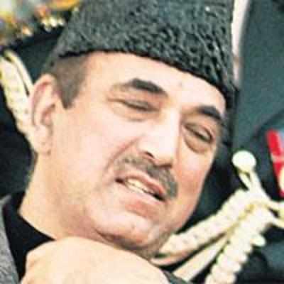 PDP is Azad to opt out, says Cong