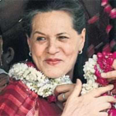 UPA keeps date with women