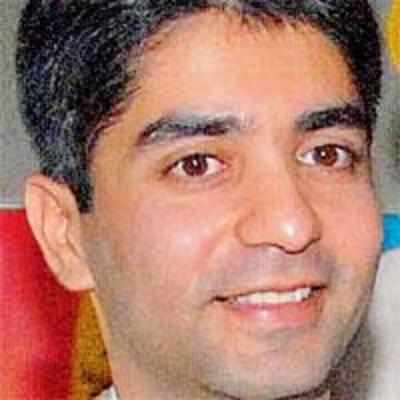 Controversy on Anand's citizenship disappointing: Bindra