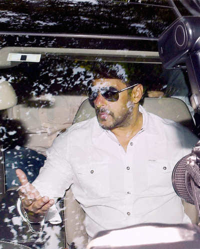 Relief for Salman Khan, Bombay HC gives actor interim bail till Friday