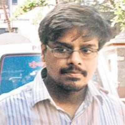 Man dupes docs-to-be of Rs 90 lakh