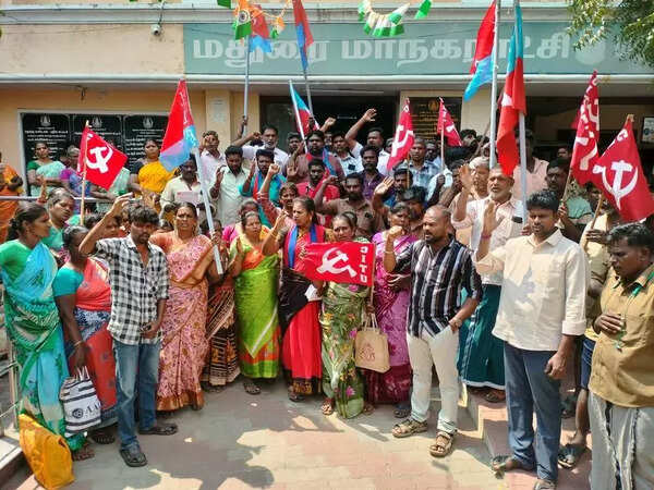 Madurai corporation workers’ unions protest over pending dues