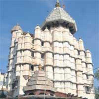 Temple trustees gear up to check govt intrusion