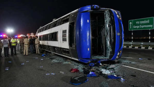 1 dead, over 30 injured after bus overturns multiple times on Ganga Expressway