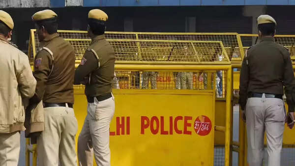 Delhi Police solves Rs 98 lakh pharma fraud case after 13 years; accused held from Surat