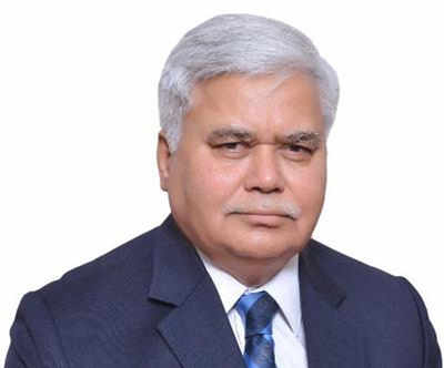 Details of TRAI chief RS Sharma's details leaked online after he shares his Aadhaar number as a challenge