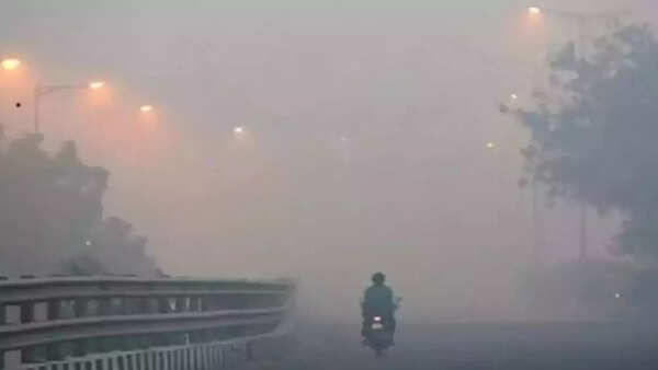 The air says it all: AQI in Noida and Ghaziabad spikes to alarming levels