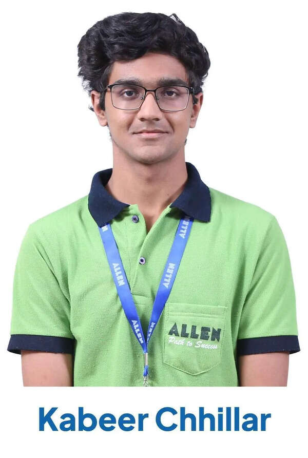 4 from Raj in top 20 ofJEE Main, 26 score 100