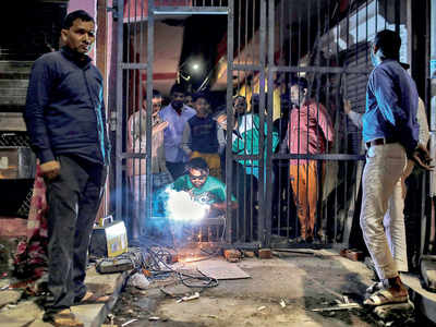2SITs set up to probe Delhi riots