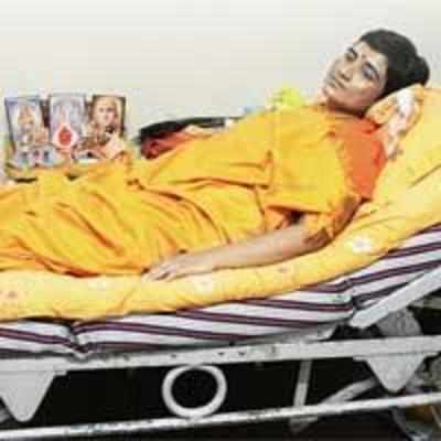 JJ Hospital Docs say Pragya fine, can be handed over to CBI