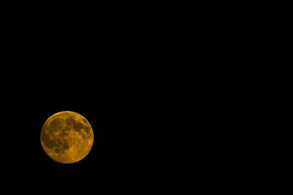 Lunar Eclipse March 2026 and its effect on different zodiac signs
