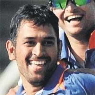 Dhoni '˜finds' India's new bowling all-rounder
