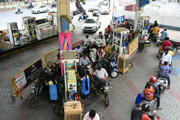 Panic buying of fuel persists in AP despite govt supply assurances
