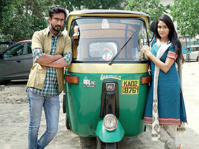 Kapata Nataka Patradari movie review: Unusual tale