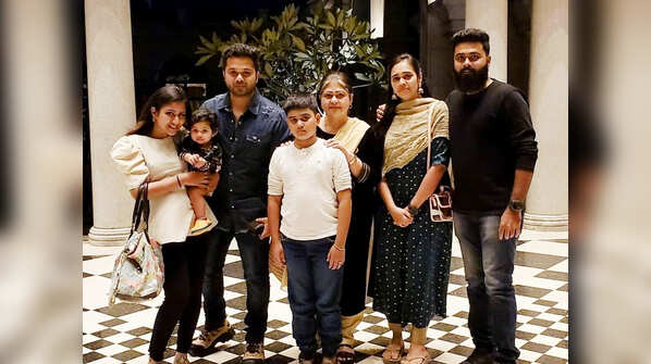 Alya Manasa - Sanjeev Karthick