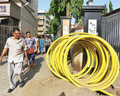 Dadar’s Pearl Housing Soc takes on BEST over shoddy cable work