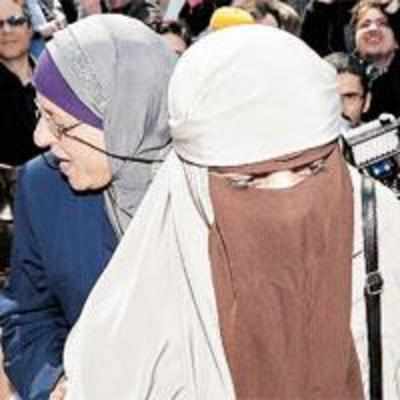 France rallies on Day 1 of burqa ban