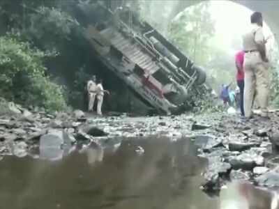 Maharashtra: 5 dead, 35 injured after bus falls into gorge in Nandurbar