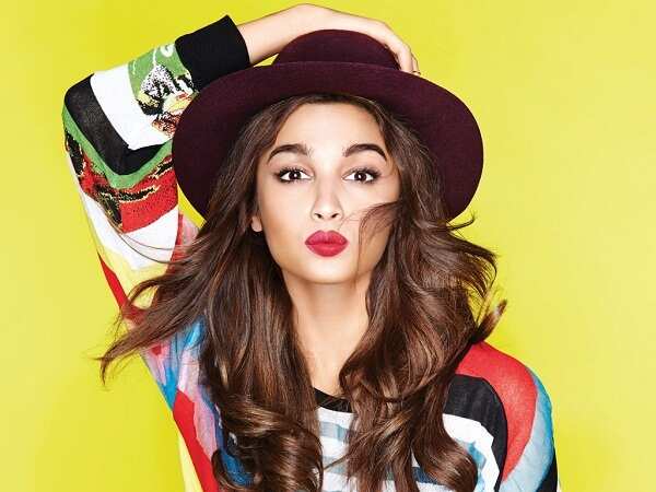 WATCH: Alia Bhatt's stand on Demonetisation, actress requests masses to 'be patient'