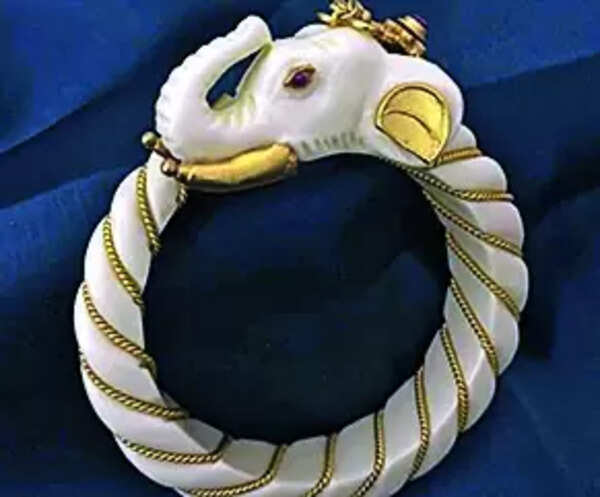 Sambhal’s ‘Seengh ka Kaam’: A globally popular craft made using animals horns