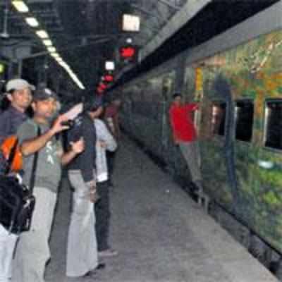 Mamata gives Duronto Express a shot in the arm