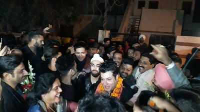 Fukrey Return: Varun Sharma aka Choocha gets a grand welcome back home in Jalandhar!