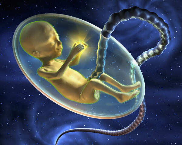Delay cutting of umbilical cord, help stem anaemia