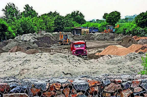 NGT orders probeinto sand miningin Khari, Mansi