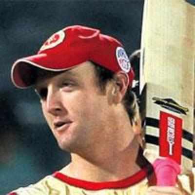 No threats to players wanting to leave IPL: White's manager