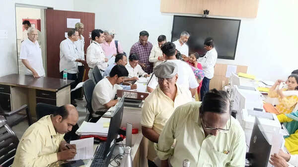 50% of Purandar airport land acquisition under way; farmers give consent for 1,525 acres