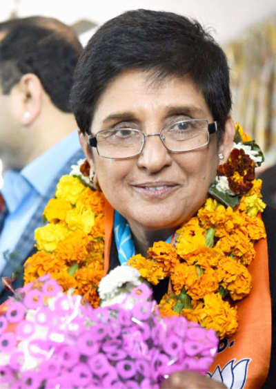 AAP's Shanti Bhushan praises Kiran Bedi