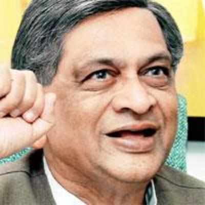 Krishna leela: Minister vanishes for an hour