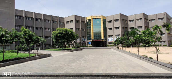 Guru Nanak Institutions