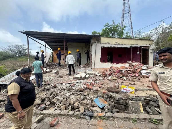 Sinhagad Fort shut till June 2 for anti-encroachment drive