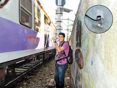 Railways acts on stone-pelting, fatka gangs