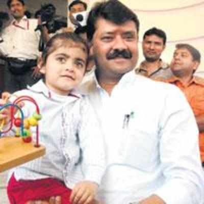Bihar MLA kills wife and daughter before shooting himself