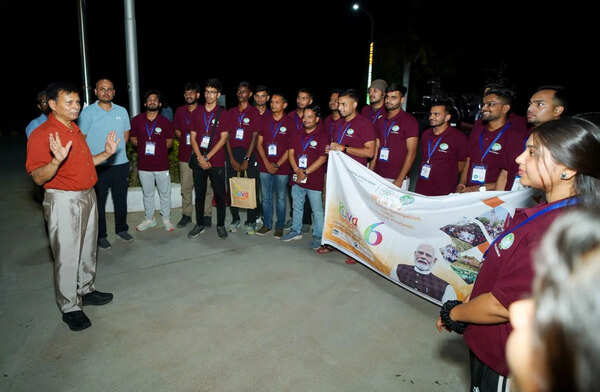 38 from UP leave for Arunachal Pradesh under Yuva Sangam exchange programme